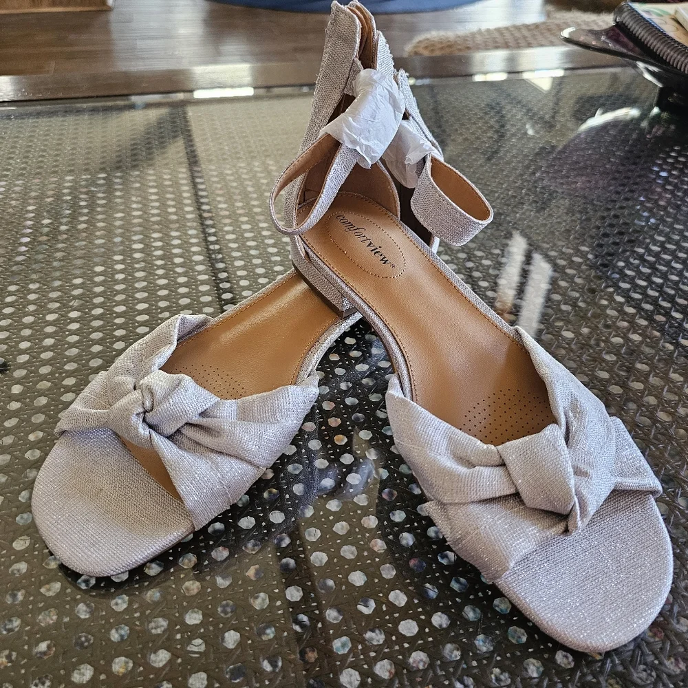 Comfortview Ansley Wide Width Sandals - Picture 1 of 5